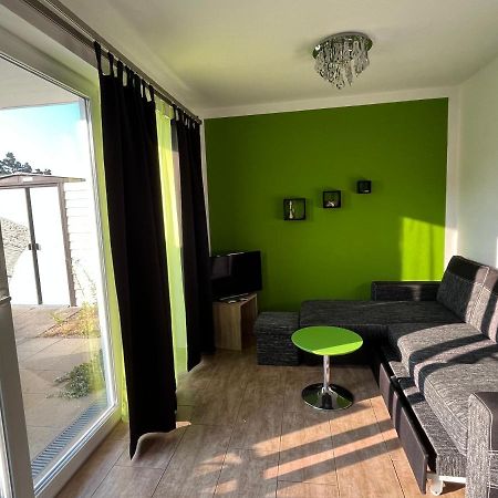 Ferienwohnung Kwi 73 Eg "Gruene Oase" グラール・ミューリッツ エクステリア 写真